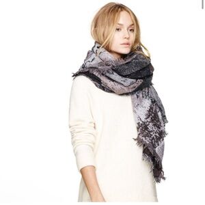 Wilfred Haus Party wool blanket scarf